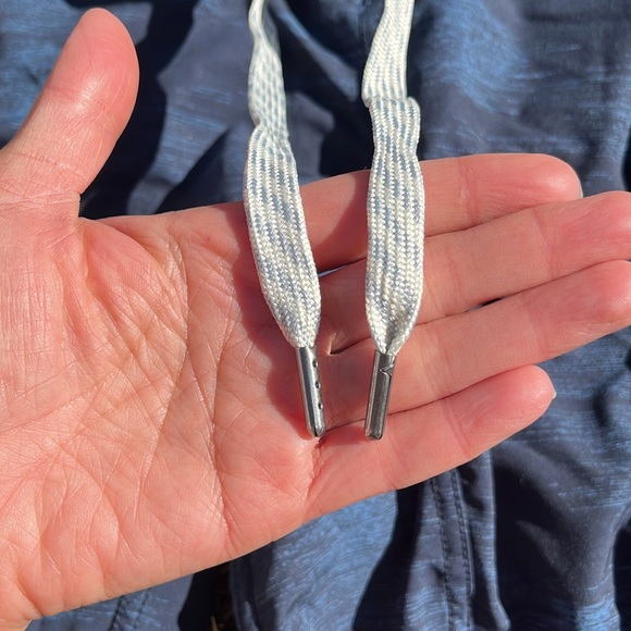 Vuori shorts - Picture 3 of 8